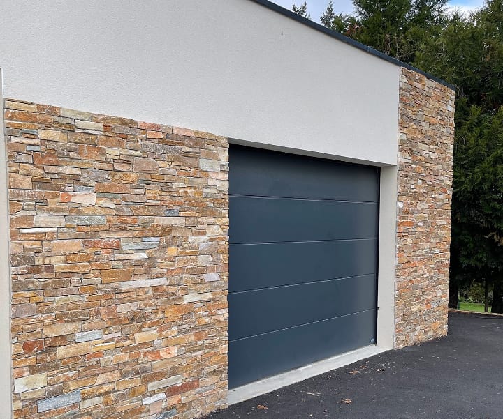Pose parement Brain-sur-l'Authion - Garage Maison